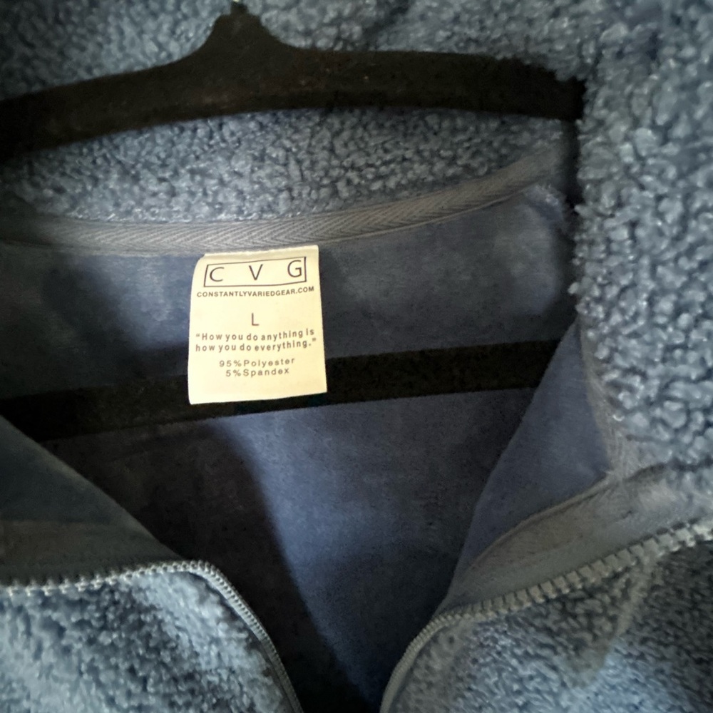 Constantly Varied Gear Light blue Fleece Jacket - Picture 4 of 6